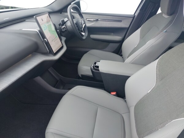 Used Volvo EX30 2025 for sale - 76269536: Photo 5