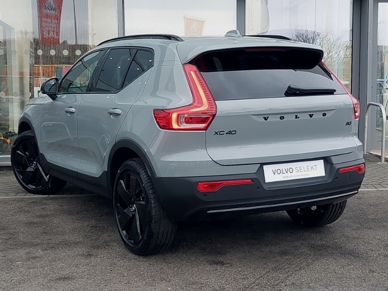 Used Volvo XC40 2025 for sale - 77467510: Photo 3