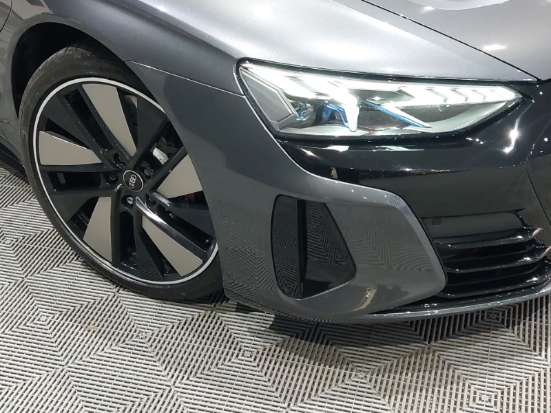 Used Audi RS e-tron GT 2021 for sale - 77325744: Photo 9