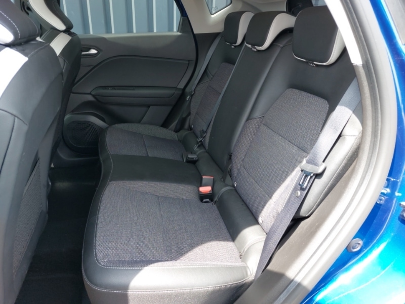 Used Renault Captur 2023 for sale - 76628945: Photo 6