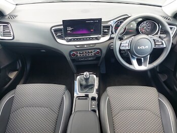 Used Kia Ceed 2024 for sale - 75518305: Photo