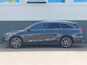 Used Kia Ceed 2024 for sale - 75518305: Photo