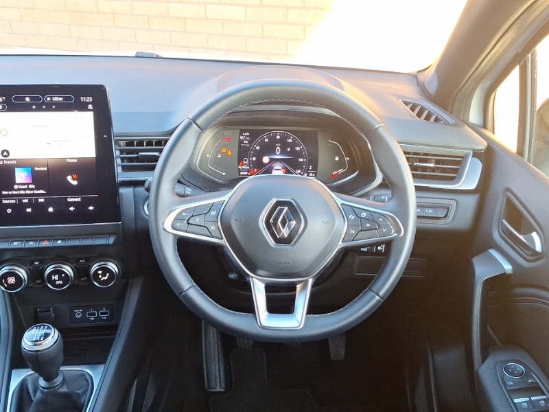 Used Renault Captur 2023 for sale - 77876312: Photo 10