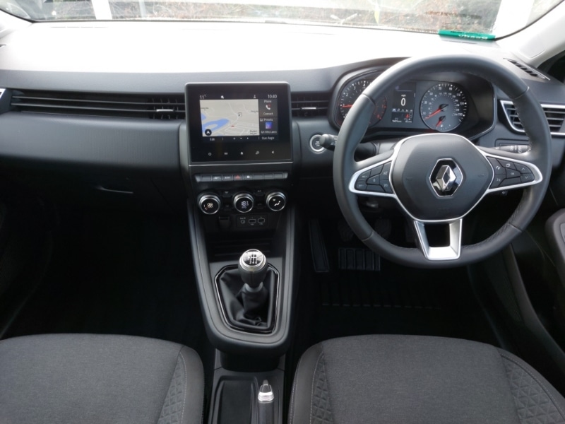 Used Renault Clio 2021 for sale - 76377106: Photo 2
