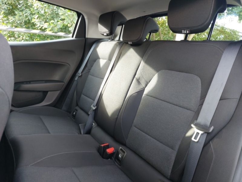 Used Renault Clio 2021 for sale - 76377106: Photo 6