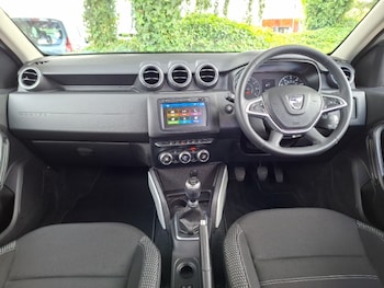 Used Dacia Duster 2021 for sale - 79447136: Photo