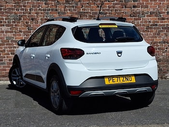 Used Dacia Sandero Stepway 2021 for sale - 75525782: Photo