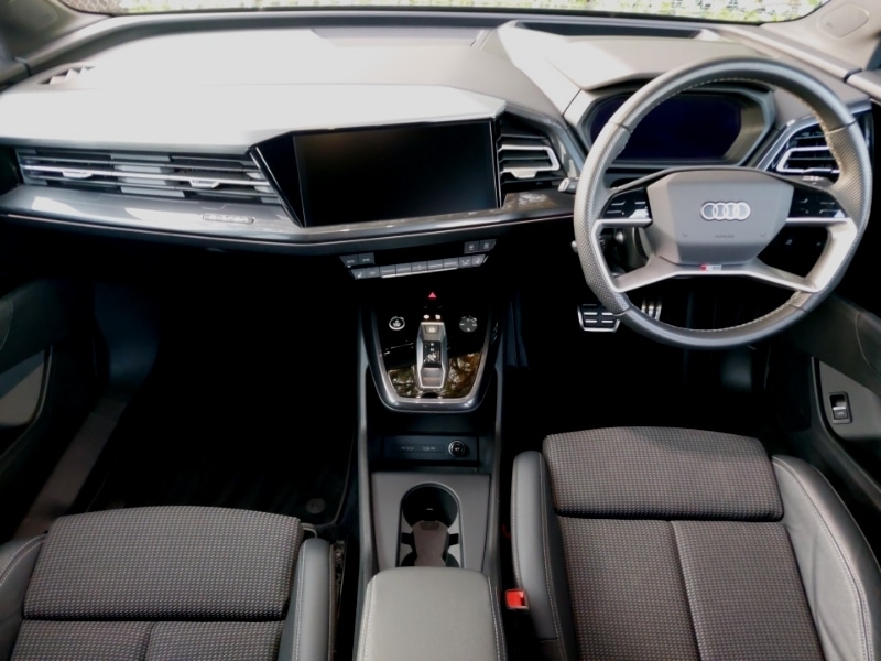 Used Audi Q4 e-tron 2023 for sale - 77985296: Photo 2