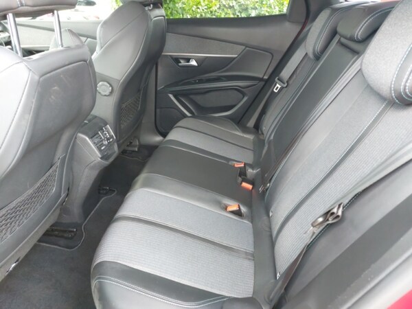Used Peugeot 3008 2022 for sale - 76207900: Photo 6