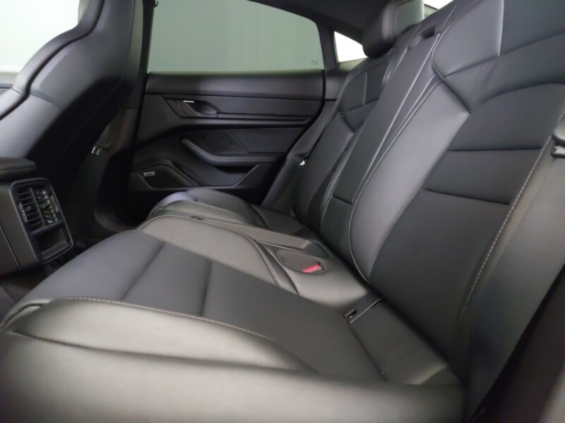 Used Porsche Taycan 2021 for sale - 77817012: Photo 6