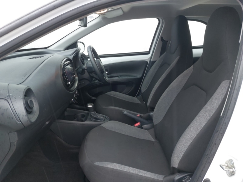 Used Toyota Aygo X 2023 for sale - 76713862: Photo 5