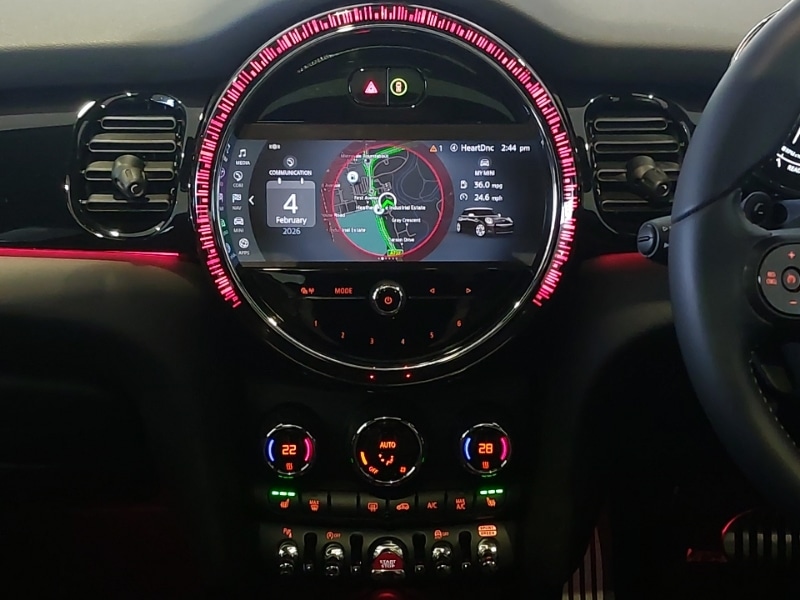 Used MINI Hatch 2024 for sale - 77585463: Photo 8