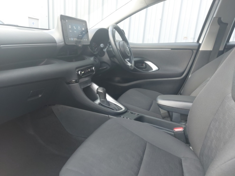 Used Mazda Mazda2 HYBRID 2024 for sale - 76492629: Photo 5