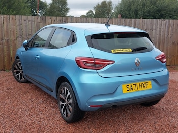 Used Renault Clio 2021 for sale - 77242144: Photo