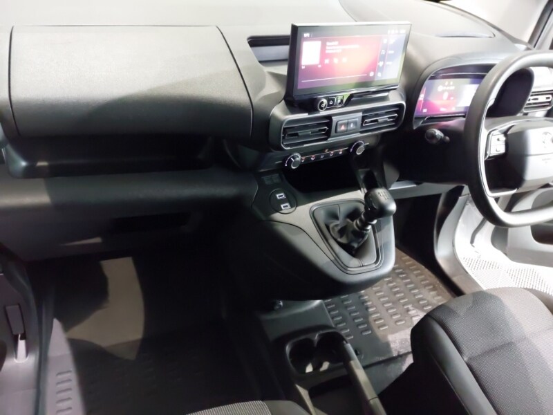 Used Vauxhall Combo 2024 for sale - 77266085: Photo 2