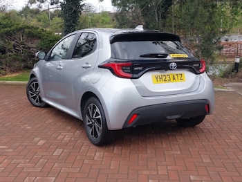 Used Toyota Yaris 2023 for sale - 78635353: Photo