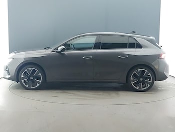 Used Vauxhall Astra 2024 for sale - 77229088: Photo