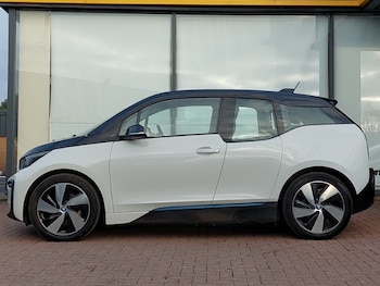 Used BMW i3 2022 for sale - 77046821: Photo