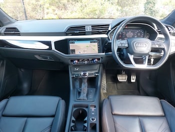 Used Audi Q3 2023 for sale - 78736075: Photo