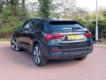 Used Audi Q3 2023 for sale - 78736075: Photo