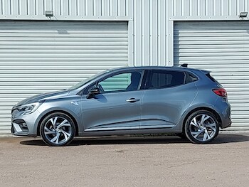 Used Renault Clio 2023 for sale - 78685921: Photo