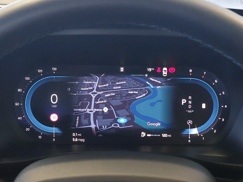 Used Volvo XC40 2024 for sale - 76721036: Photo 9