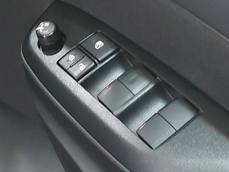 Used Toyota Yaris Cross 2022 for sale - 77119371: Photo 12