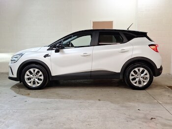 Used Renault Captur 2022 for sale - 77410473: Photo