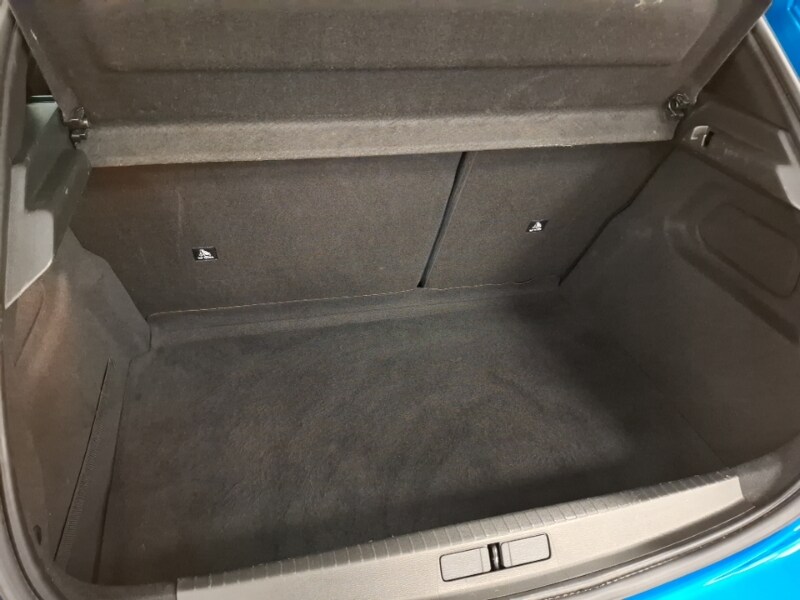 Used Peugeot 208 2022 for sale - 77580841: Photo 8