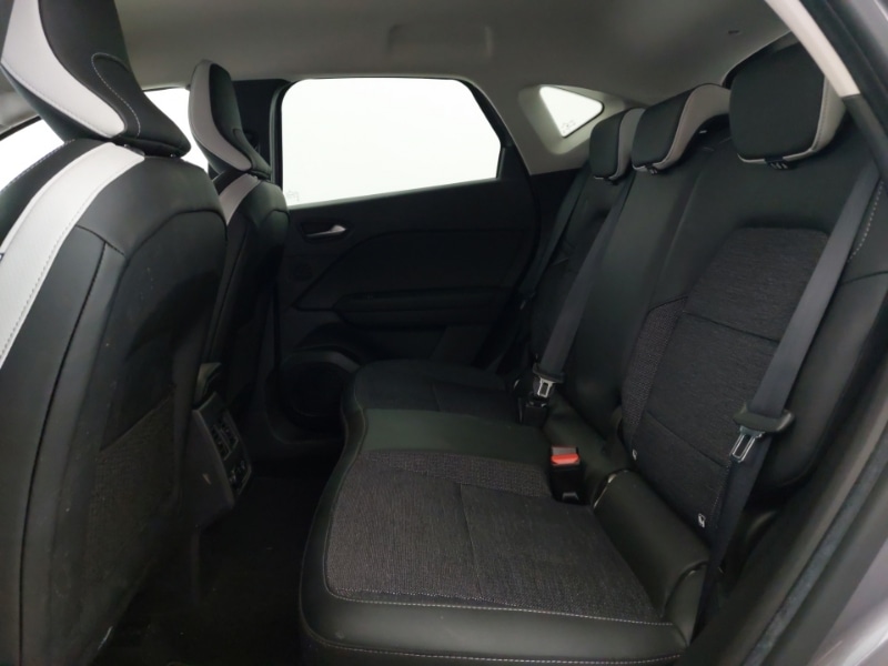 Used Renault Captur 2024 for sale - 76537464: Photo 6