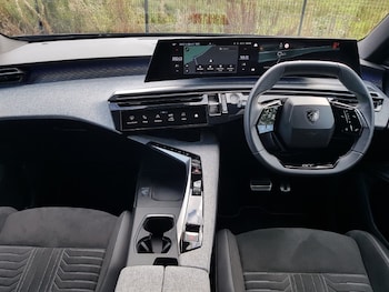 Used Peugeot 3008 2024 for sale - 76906771: Photo