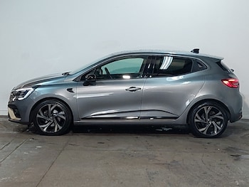 Used Renault Clio 2023 for sale - 75621996: Photo
