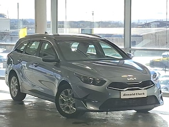 Used Kia Ceed 2025 for sale - 78238999: Photo