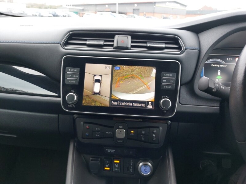 Used Nissan Leaf 2022 for sale - 77949987: Photo 11