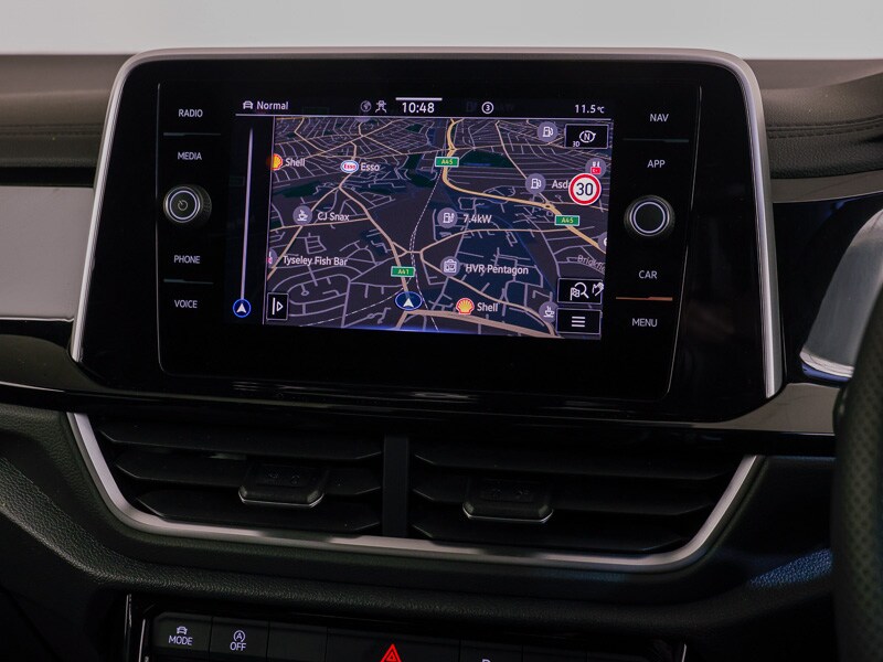 Used Volkswagen T-Roc 2025 for sale - 77573543: Photo 11