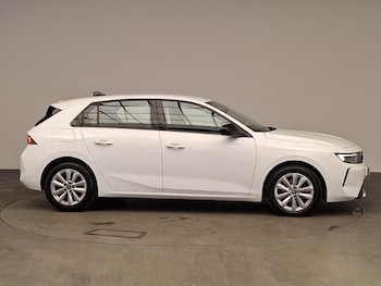 Used Vauxhall Astra 2023 for sale - 79406324: Photo