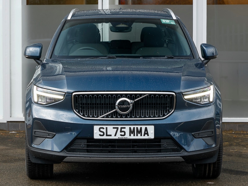 Used Volvo XC40 2025 for sale - 76540544: Photo 8