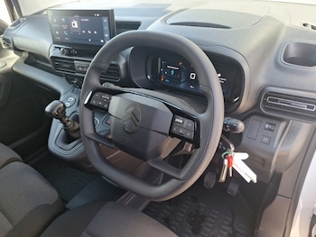 Used Citroen Berlingo 2025 for sale - 75460891: Photo