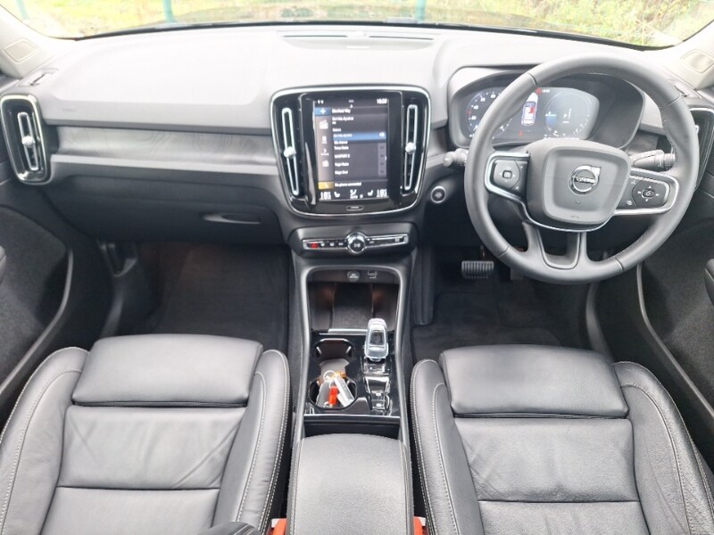 Used Volvo XC40 2022 for sale - 76518937: Photo 2