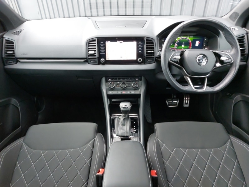 Used Skoda Karoq 2024 for sale - 76343281: Photo 2