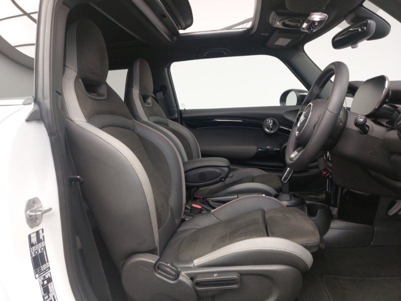 Used MINI Hatch 2024 for sale - 78093284: Photo 11