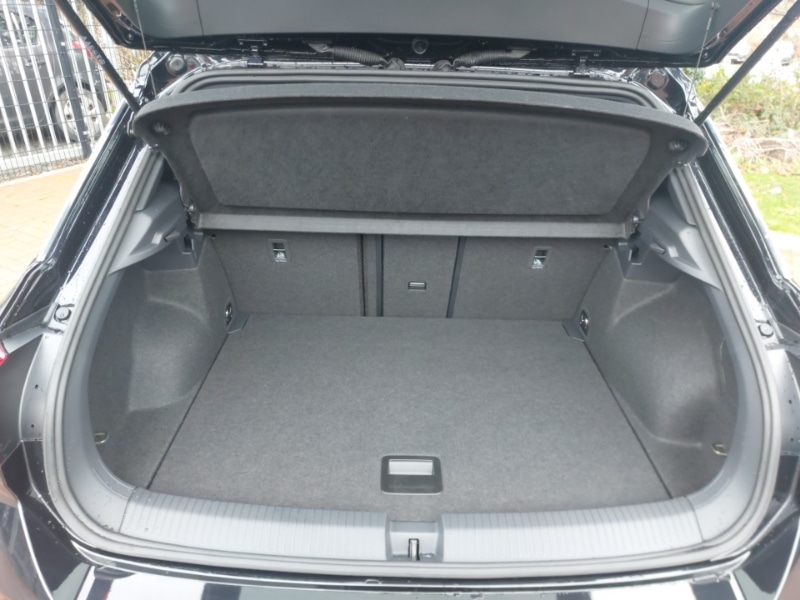 Used Volkswagen T-Roc 2025 for sale - 77019582: Photo 8