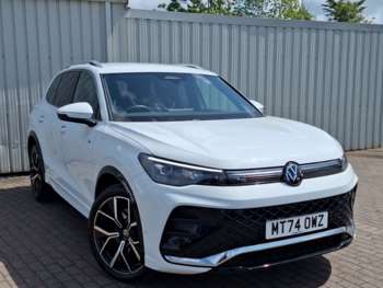 2024 - 2.0 TDI R-Line 5dr DSG
