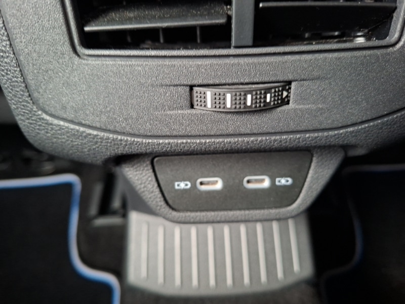 Used Volkswagen T-Roc 2022 for sale - 77912967: Photo 11