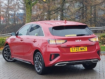 Used Kia Ceed 2025 for sale - 76912550: Photo