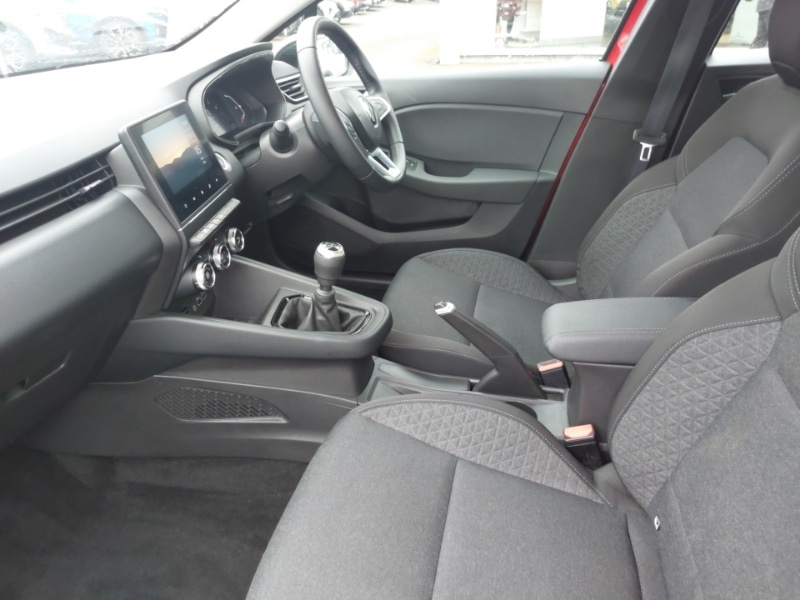 Used Renault Clio 2023 for sale - 77981001: Photo 5