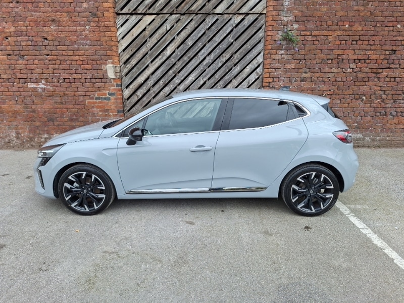 Used Renault Clio 2024 for sale - 76708884: Photo 4