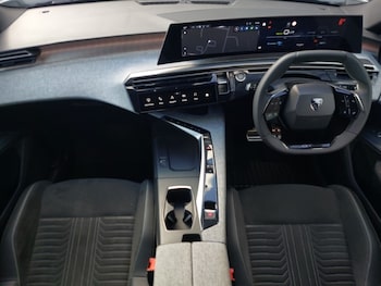 Used Peugeot 3008 2024 for sale - 76070960: Photo 2