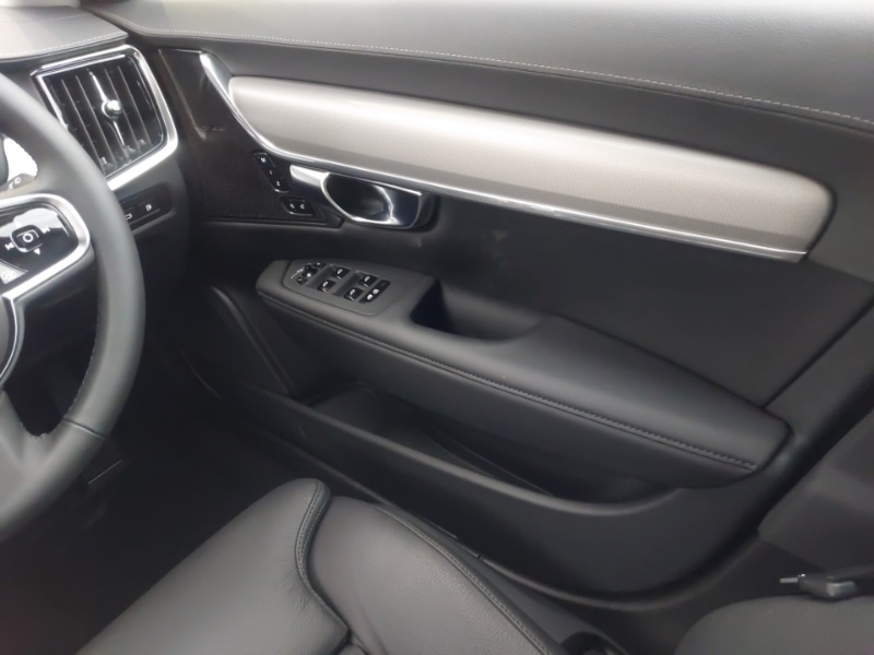 Used Volvo V90 2025 for sale - 77467535: Photo 10