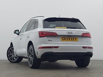 Used Audi Q5 2024 for sale - 76921103: Photo